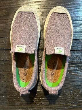Cariuma Pink Knit Slip-On Sneakers with Green Insole - Women